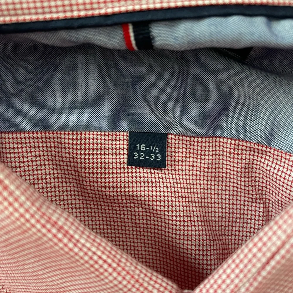 **TOMMY HILFIGER** men’s dress shirt SIZE 16 1/2 32/33 - Picture 3 of 3